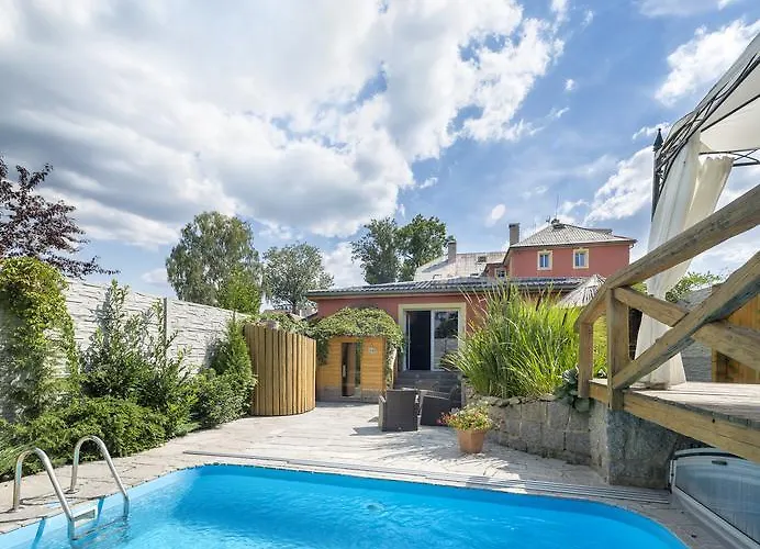 Pytloun Wellness Travel